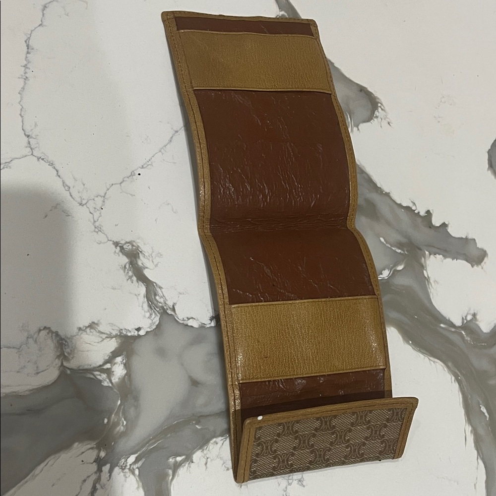 Celine Wallet - Picture 4 of 7